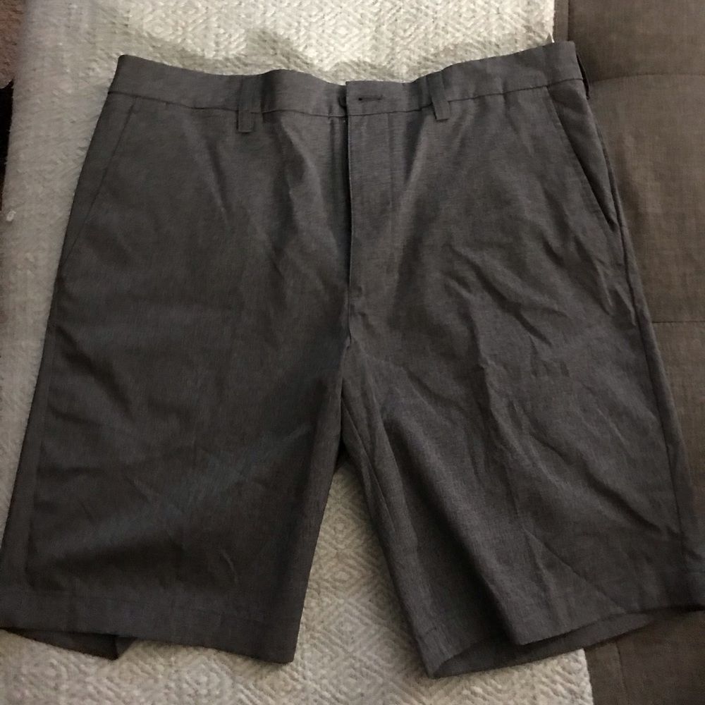 Golf shorts